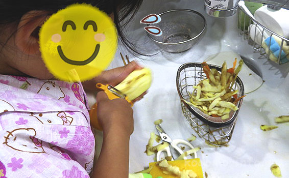 リトルシェフクラブの皮むき器