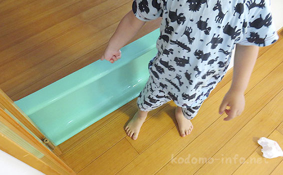 白いわんぱくジム